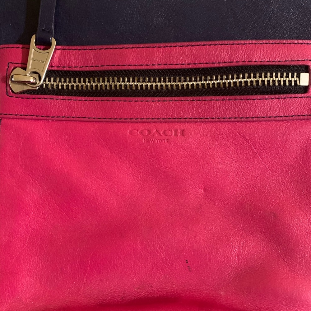 Coach purse - Picture 3 of 6